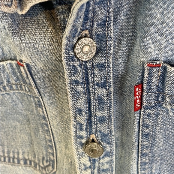 Levi’s Kids Denim Button Down Shirt – Light Wash Western Style Size 7 - Picture 9 of 15